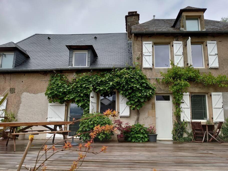 Maison Sur Les Hauteurs De Brive-La-Gaillarde Dampniat Exterior photo